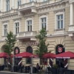 COSTA COFFEE wraca na Plac Trzech Krzyży